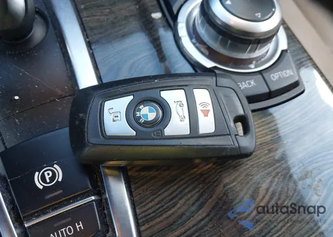 2014 BMW X3 xDrive28I z USA, uszkodzony, nr VIN 5UXWX9C58E0D11654